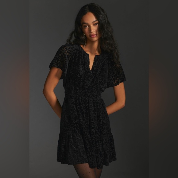 Anthropologie - The Somerset Dress - absolutely gorgeous print! Medium - Picture 2 of 6